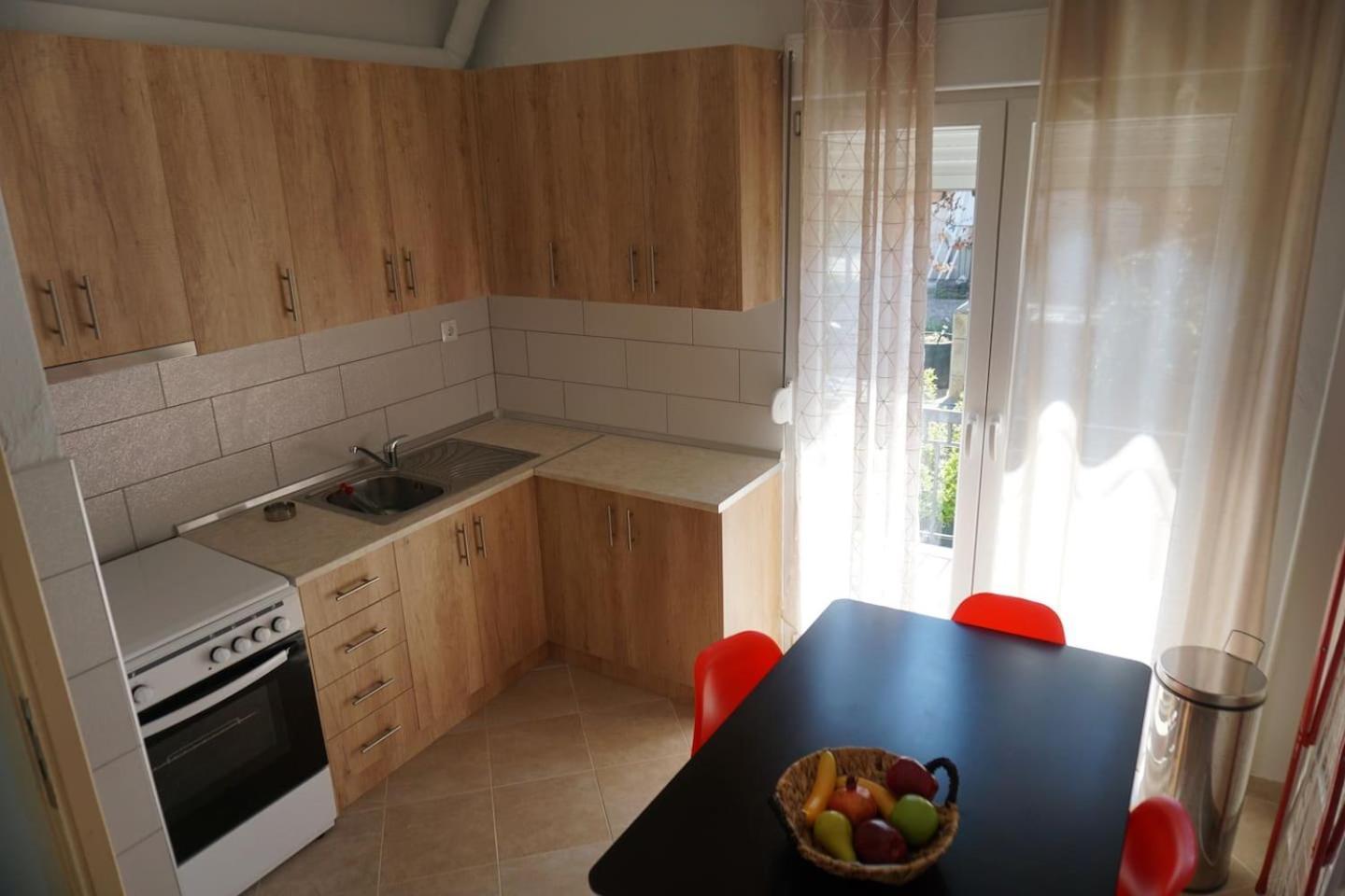 Seaside Family Apartment In Paralia Dionisiou Dış mekan fotoğraf
